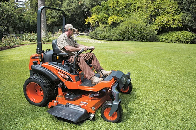 Kubota ZD1211-60 Zero Turn Mower For Sale Near Irving, TX